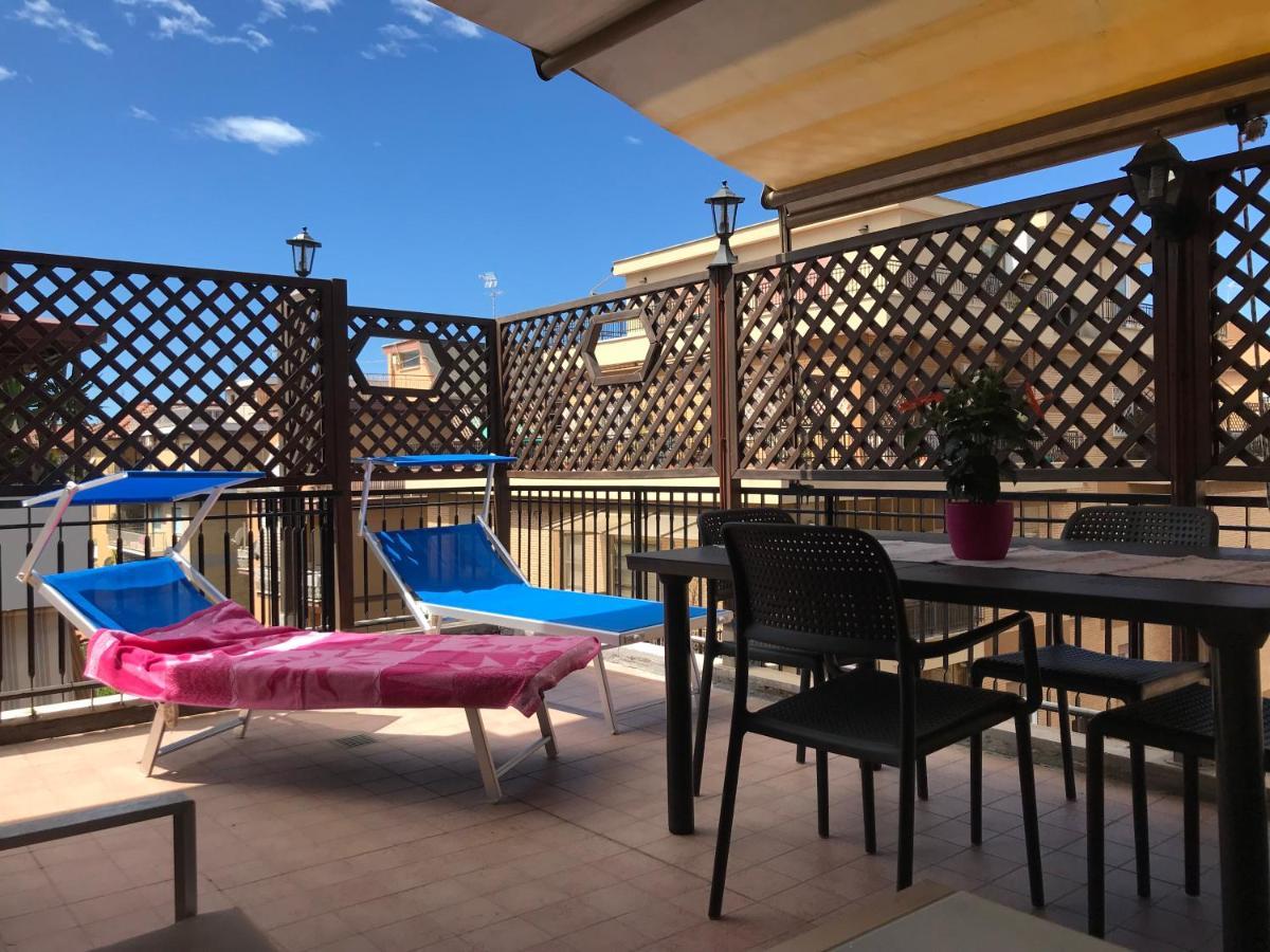 Apartamento Attico Via Capo Soprano Lido di Ostia Exterior foto